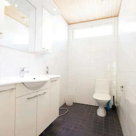 Spacious For 8 With Sauna