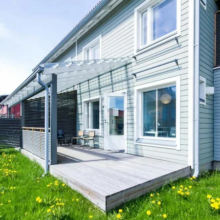 Spacious For 8 With Sauna 公寓