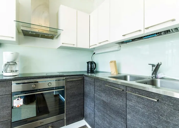 아파트 Spacious For 8 With Sauna